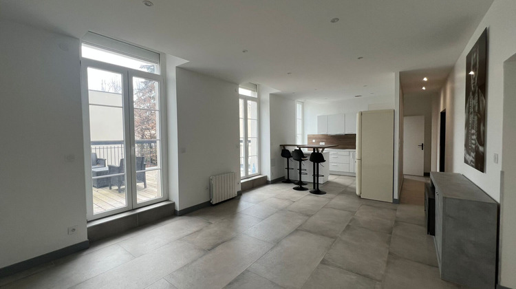 Ma-Cabane - Location Appartement SAINT-ETIENNE, 76 m²