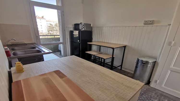 Ma-Cabane - Location Appartement SAINT-ETIENNE, 57 m²