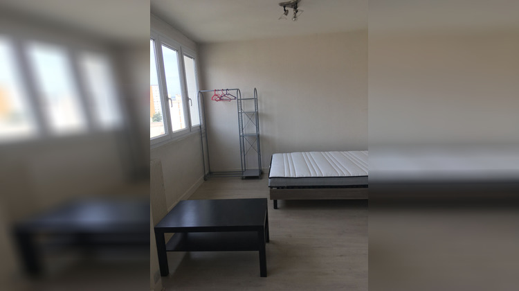 Ma-Cabane - Location Appartement Saint Etienne, 25 m²