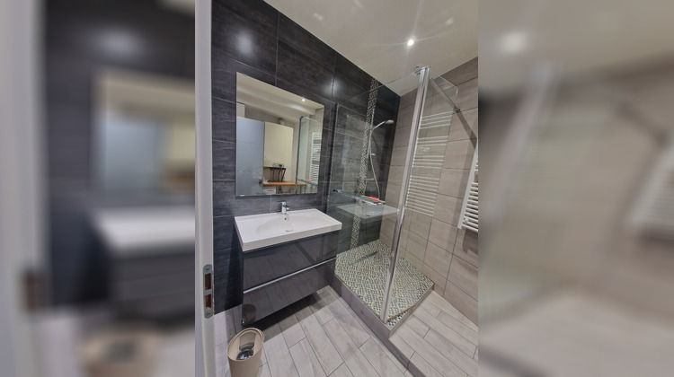 Ma-Cabane - Location Appartement SAINT-ETIENNE, 66 m²