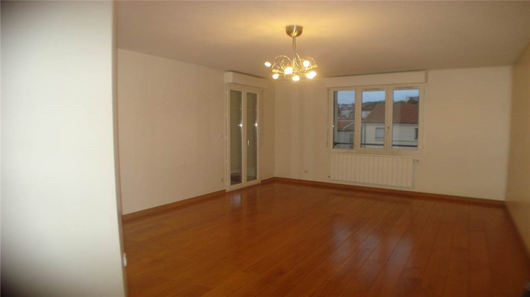 Ma-Cabane - Location Appartement SAINT ETIENNE, 82 m²