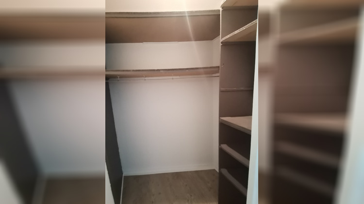 Ma-Cabane - Location Appartement SAINT-ETIENNE, 32 m²