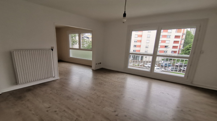 Ma-Cabane - Location Appartement SAINT-ETIENNE, 32 m²