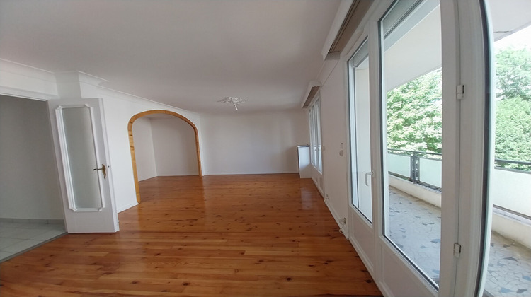 Ma-Cabane - Location Appartement SAINT-ETIENNE, 77 m²