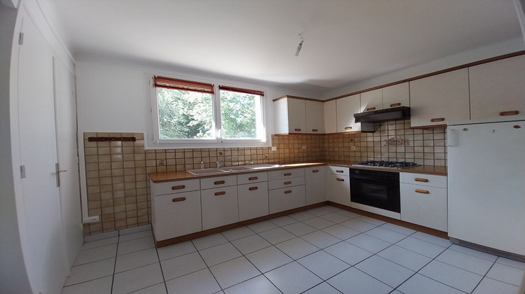 Ma-Cabane - Location Appartement SAINT-ETIENNE, 77 m²