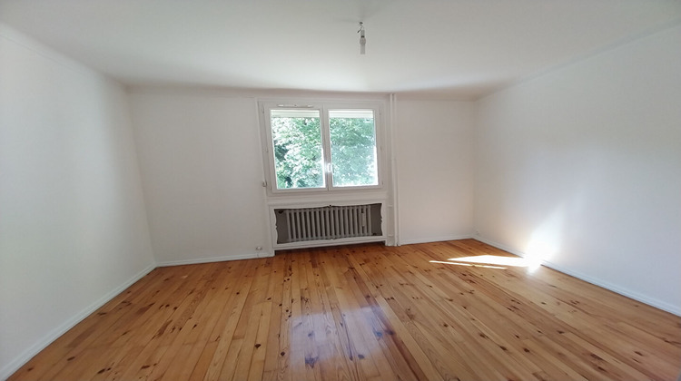 Ma-Cabane - Location Appartement SAINT-ETIENNE, 77 m²