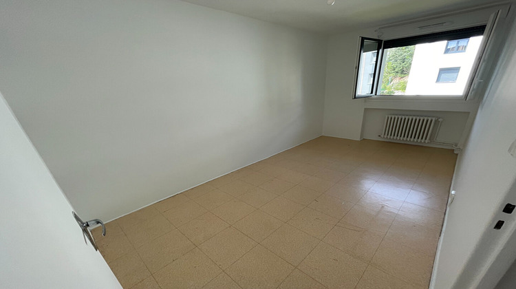 Ma-Cabane - Location Appartement SAINT-ETIENNE, 66 m²