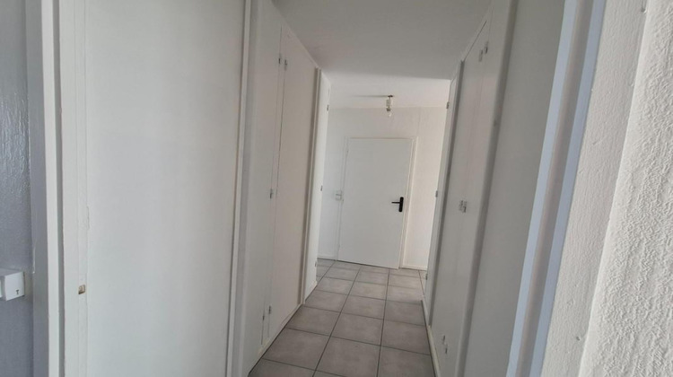 Ma-Cabane - Location Appartement SAINT ETIENNE, 65 m²
