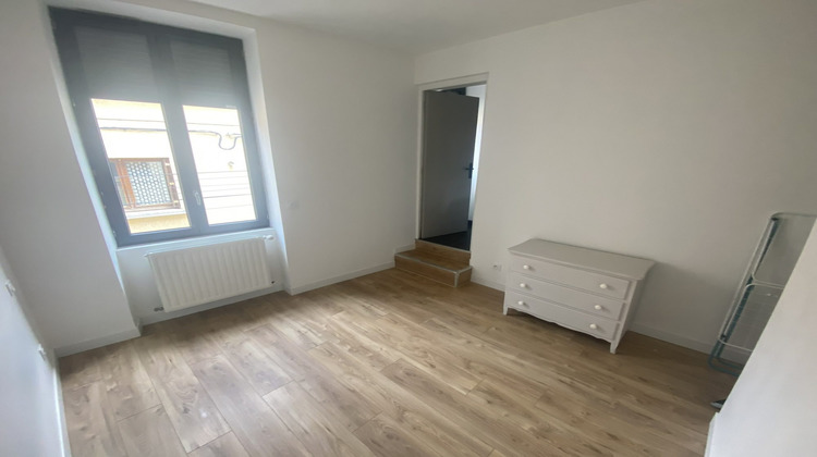 Ma-Cabane - Location Appartement SAINT-ETIENNE, 45 m²