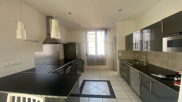 Ma-Cabane - Location Appartement SAINT-ETIENNE, 68 m²