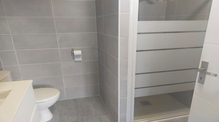 Ma-Cabane - Location Appartement SAINT-ETIENNE-DE-TULMONT, 21 m²