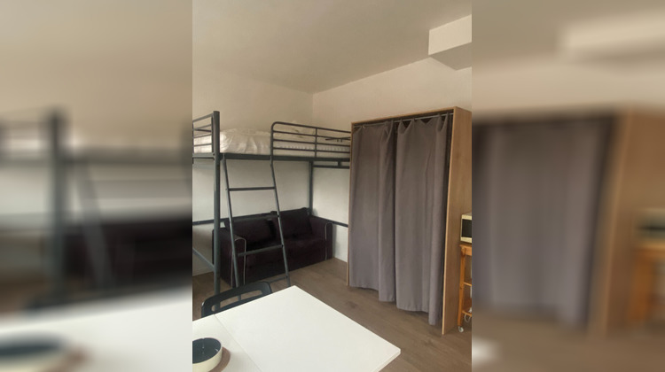 Ma-Cabane - Location Appartement SAINT-ETIENNE-DU-ROUVRAY, 14 m²