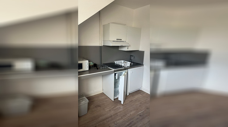 Ma-Cabane - Location Appartement SAINT-ETIENNE-DU-ROUVRAY, 18 m²