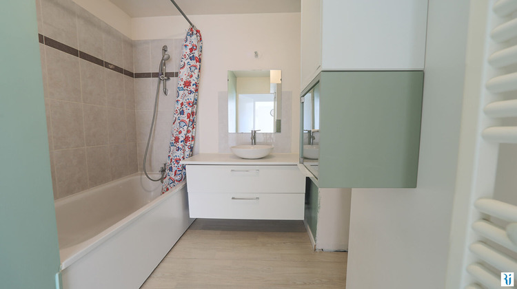 Ma-Cabane - Location Appartement SAINT-ETIENNE-DU-ROUVRAY, 78 m²