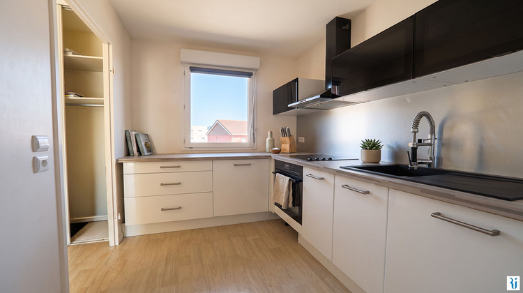 Ma-Cabane - Location Appartement SAINT-ETIENNE-DU-ROUVRAY, 78 m²