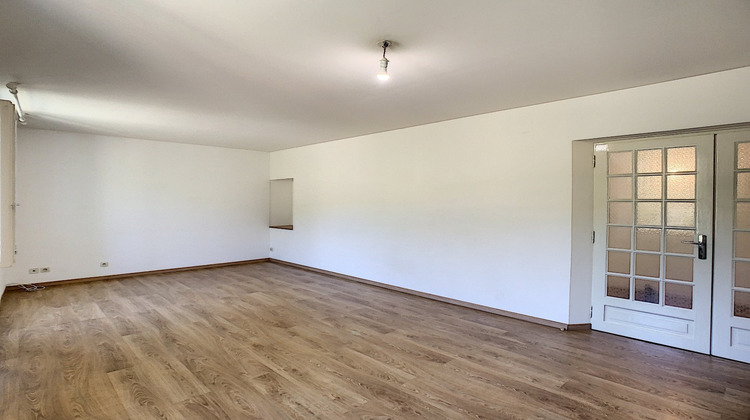 Ma-Cabane - Location Appartement SAINT ETIENNE ESTRECHOUX, 75 m²