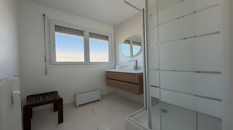 Ma-Cabane - Location Appartement SAINT-FARGEAU-PONTHIERRY, 75 m²