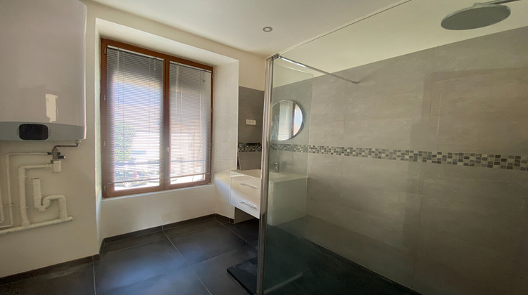 Ma-Cabane - Location Appartement SAINT-FARGEAU-PONTHIERRY, 67 m²