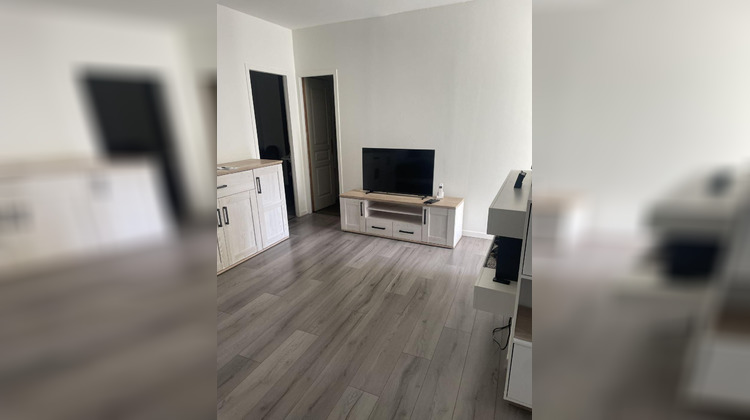 Ma-Cabane - Location Appartement SAINT FLORENT SUR AUZONNET, 56 m²