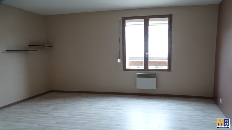 Ma-Cabane - Location Appartement Saint-Florent-sur-Cher, 53 m²