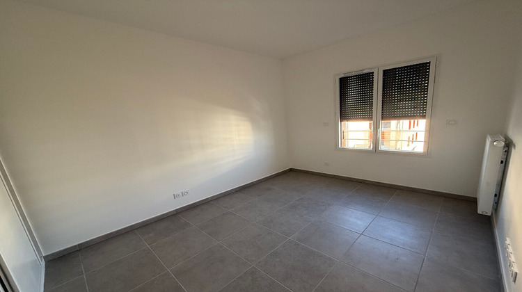 Ma-Cabane - Location Appartement SAINT-FONS, 96 m²