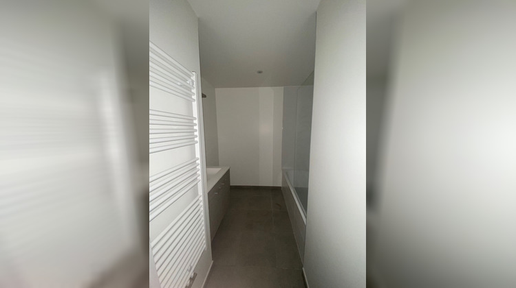 Ma-Cabane - Location Appartement SAINT-FONS, 56 m²