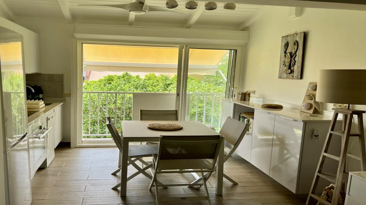 Ma-Cabane - Location Appartement Saint-François, 54 m²