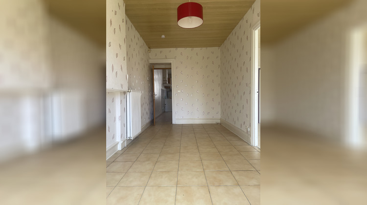 Ma-Cabane - Location Appartement Saint-Genest-Lerpt, 53 m²