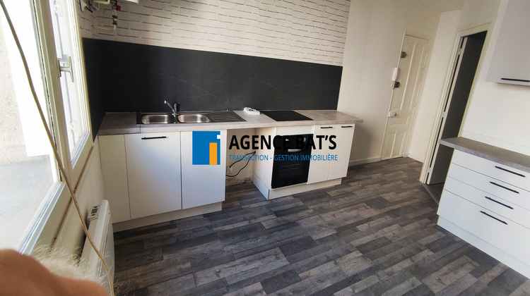 Ma-Cabane - Location Appartement Saint Genest Lerpt, 35 m²