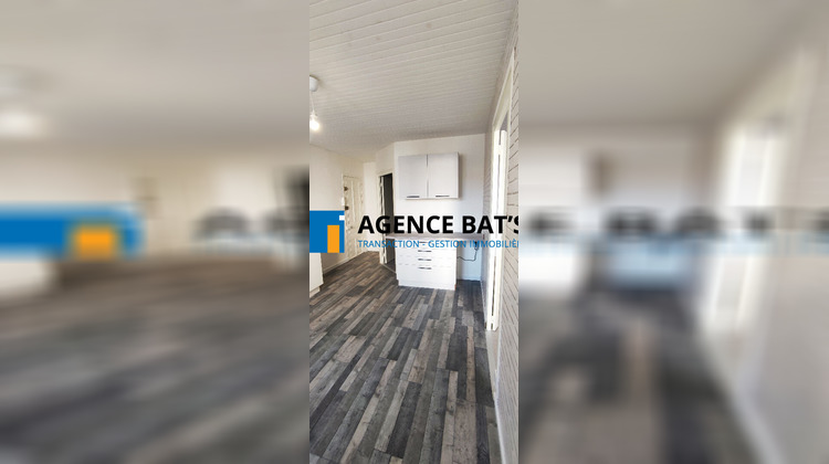 Ma-Cabane - Location Appartement SAINT-GENEST-LERPT, 35 m²