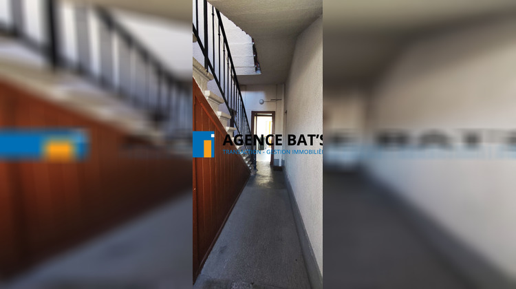 Ma-Cabane - Location Appartement SAINT-GENEST-LERPT, 35 m²