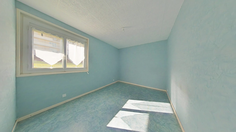 Ma-Cabane - Location Appartement Saint-Genest-Lerpt, 63 m²