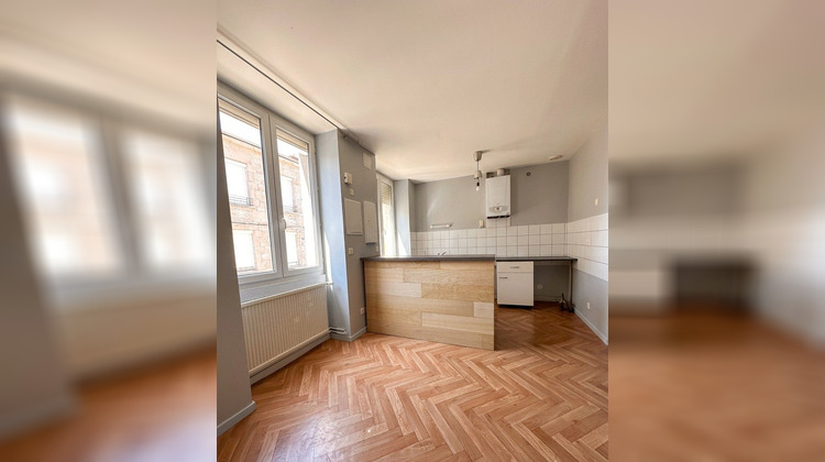 Ma-Cabane - Location Appartement Saint-Genest-Lerpt, 52 m²