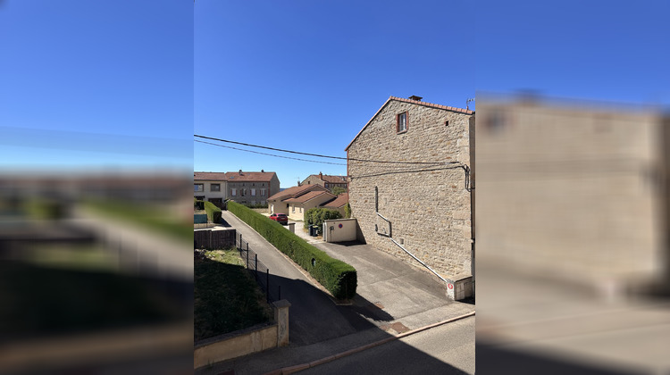 Ma-Cabane - Location Appartement Saint-Genest-Lerpt, 88 m²