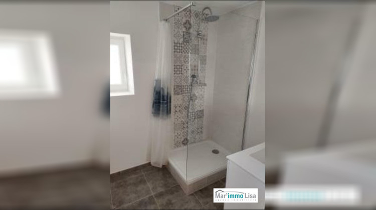Ma-Cabane - Location Appartement Saint-Geniès-de-Comolas, 107 m²
