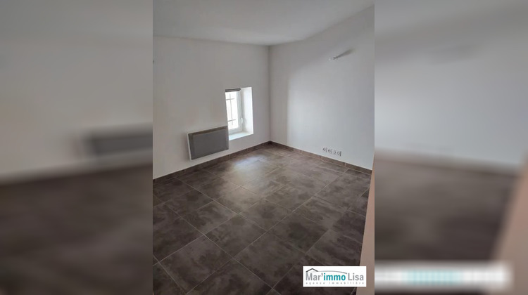 Ma-Cabane - Location Appartement Saint-Geniès-de-Comolas, 107 m²