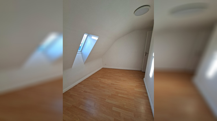 Ma-Cabane - Location Appartement SAINT-GENIEZ-D'OLT, 70 m²