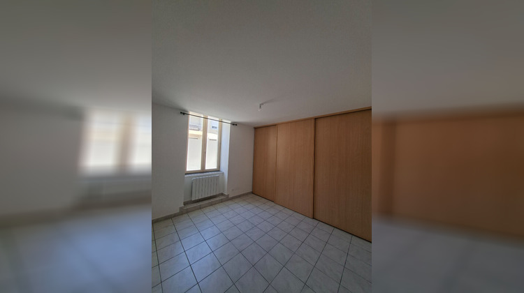 Ma-Cabane - Location Appartement SAINT-GENIEZ-D'OLT, 94 m²