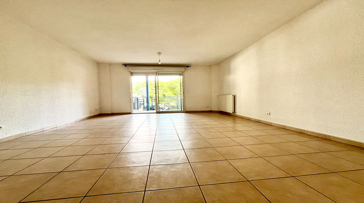 Ma-Cabane - Location Appartement SAINT-GENIEZ-D'OLT, 52 m²
