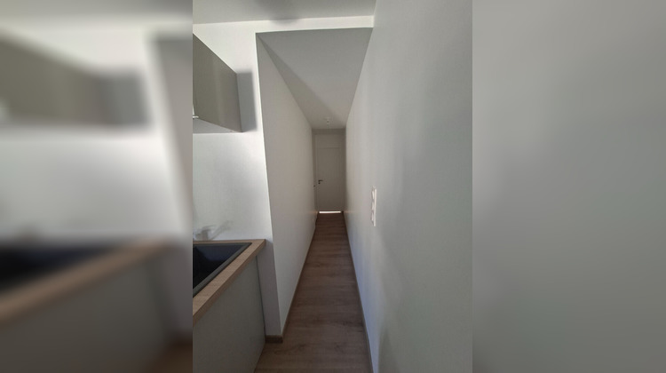 Ma-Cabane - Location Appartement SAINT-GENIEZ-D'OLT, 34 m²