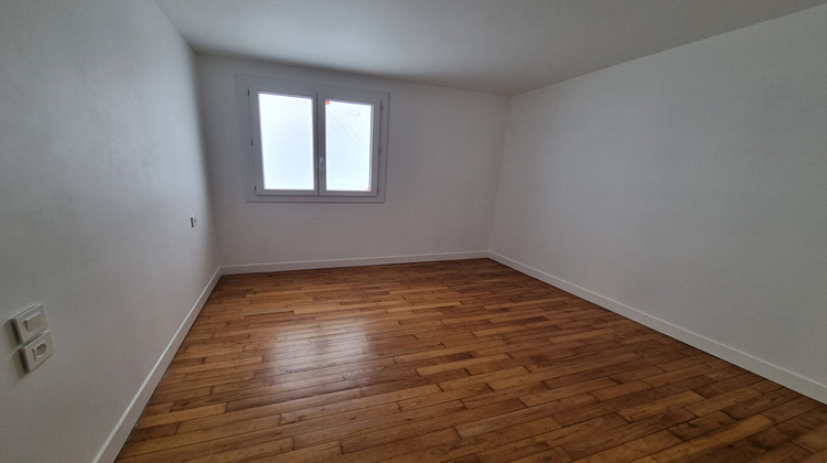 Ma-Cabane - Location Appartement SAINT-GENIEZ-D'OLT, 45 m²