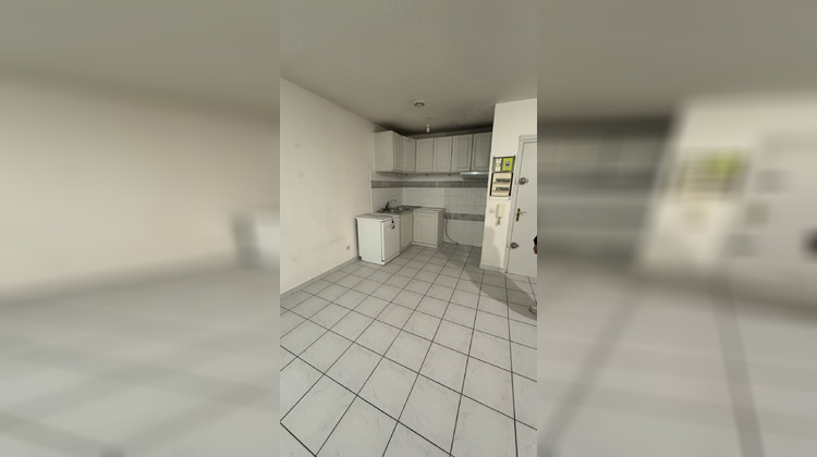 Ma-Cabane - Location Appartement Saint-Génis-des-Fontaines, 60 m²