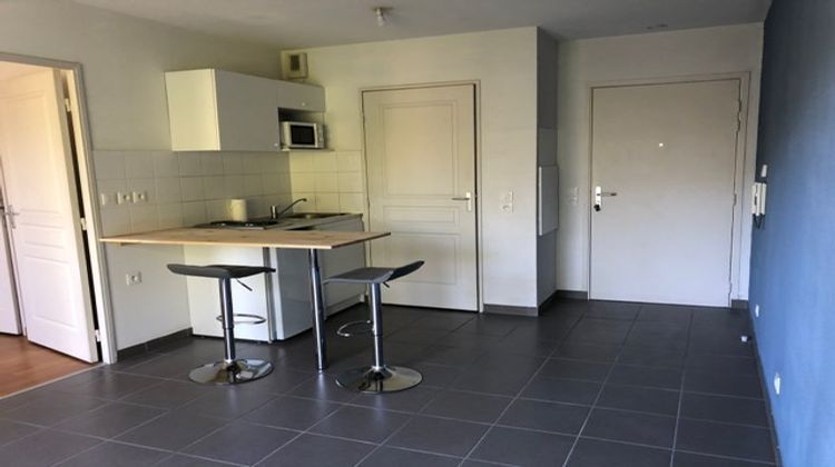 Ma-Cabane - Location Appartement SAINT-GENIS-LAVAL, 36 m²