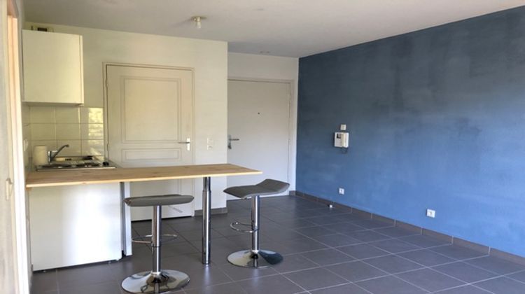 Ma-Cabane - Location Appartement SAINT-GENIS-LAVAL, 36 m²