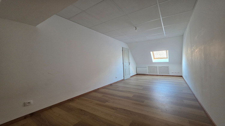 Ma-Cabane - Location Appartement SAINT-GENIX-SUR-GUIERS, 63 m²