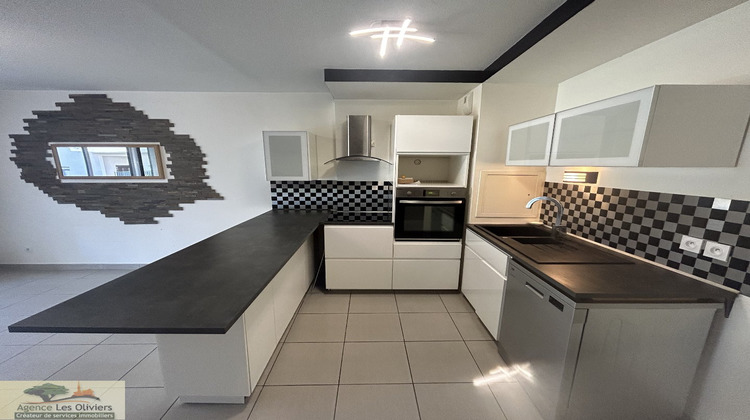 Ma-Cabane - Location Appartement SAINT GEORGES D'ORQUES, 64 m²