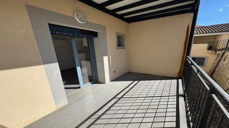 Ma-Cabane - Location Appartement Saint-Georges-en-Couzan, 51 m²