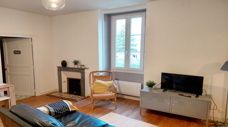 Ma-Cabane - Location Appartement Saint-Germain-de-Lusignan, 30 m²