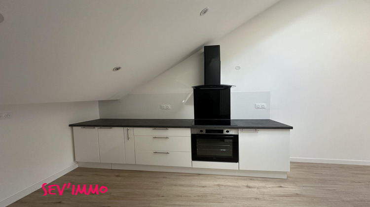 Ma-Cabane - Location Appartement Saint-Germain-des-Fossés, 64 m²