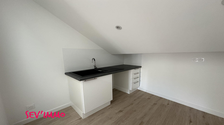 Ma-Cabane - Location Appartement Saint-Germain-des-Fossés, 64 m²